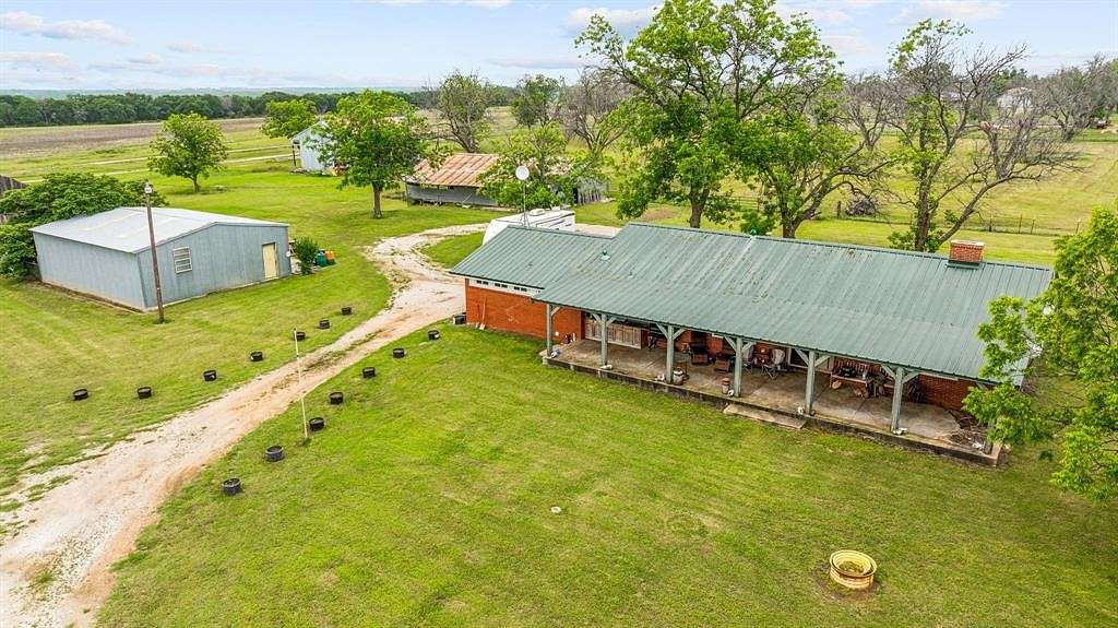 6 Acres of Residential Land with Home for Sale in De Leon, Texas