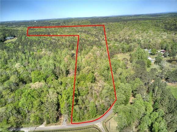 33 Acres of Land for Sale in White, Georgia