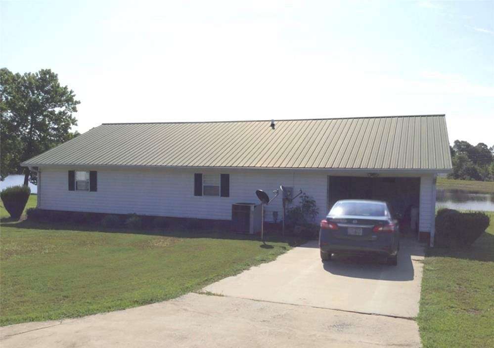 34.4 Acres of Land with Home for Sale in Vidalia, Georgia