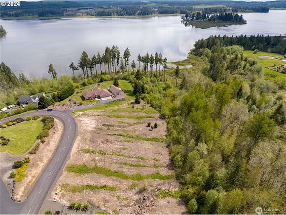 1.27 Acres of Residential Land for Sale in Silver Lake, Washington
