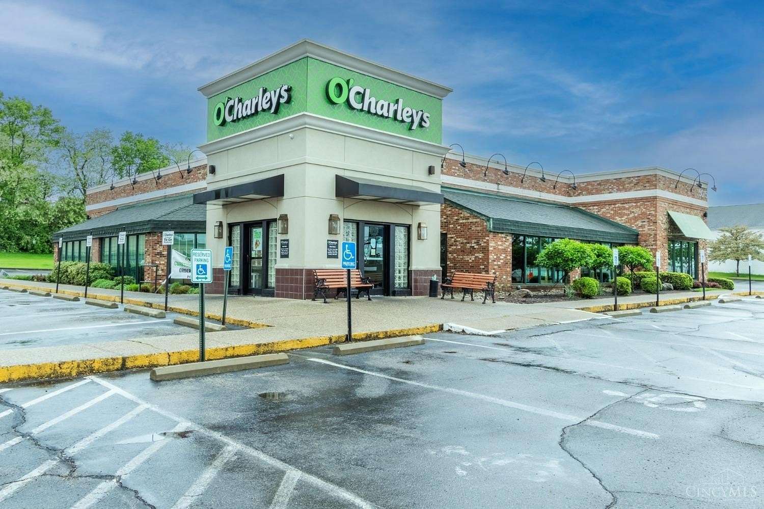 2.35 Acres of Improved Commercial Land for Sale in Cincinnati, Ohio