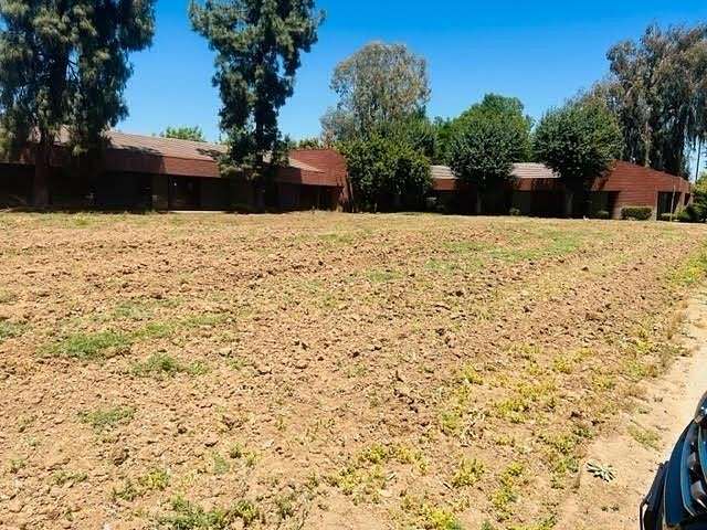 0.44 Acres of Mixed-Use Land for Sale in Fresno, California