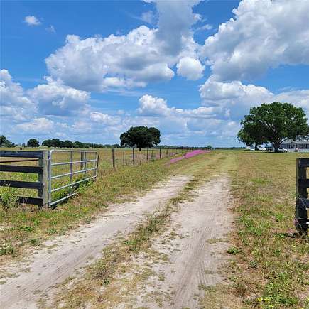 16.7 Acres of Agricultural Land for Sale in Morriston, Florida