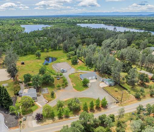 4.9 Acres of Residential Land with Home for Sale in Redding, California