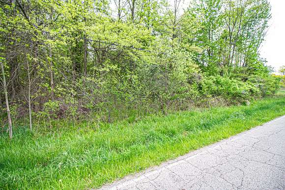 3.976 Acres of Residential Land for Sale in Lowellville, Ohio
