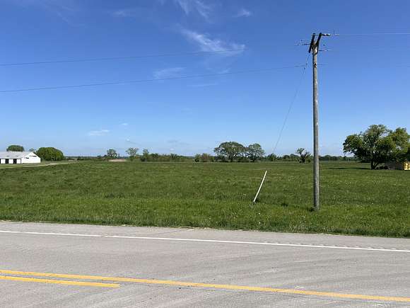 6 Acres of Residential Land for Sale in Woodstock, Illinois