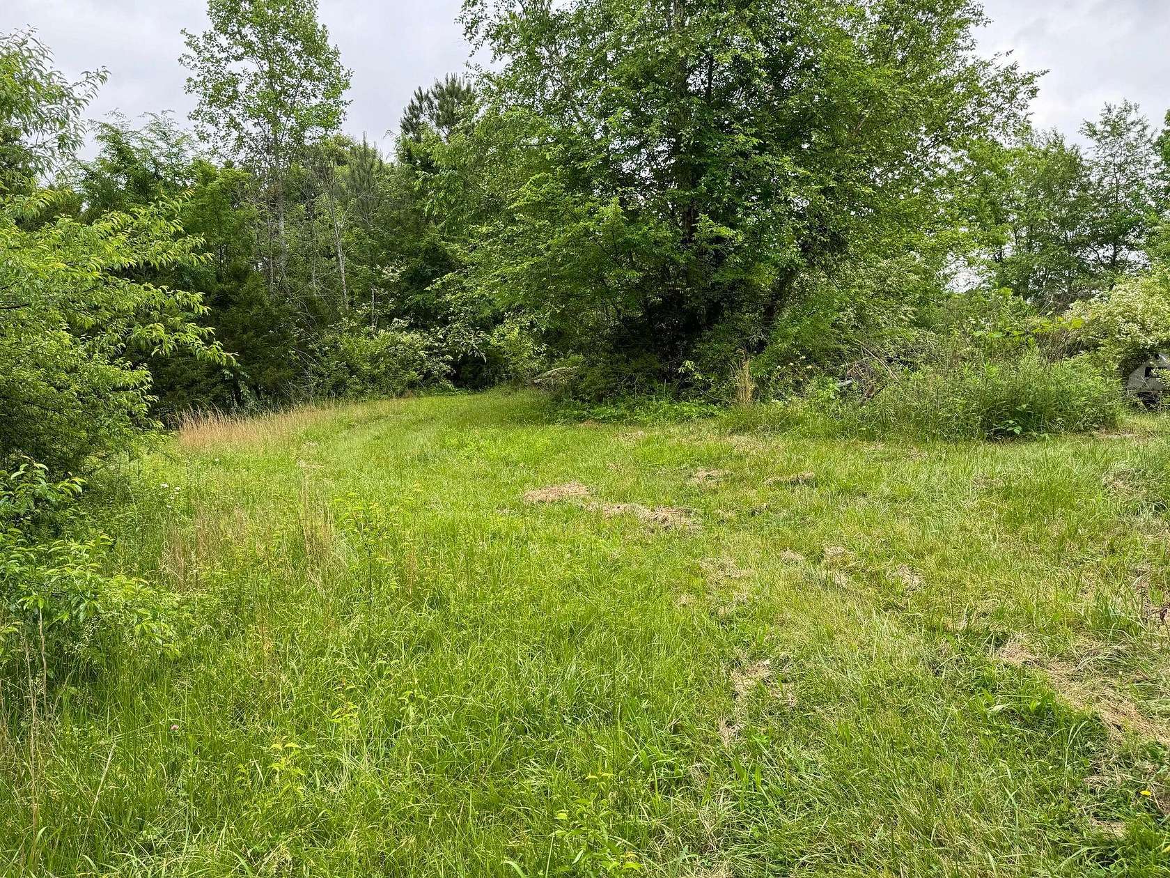 5 Acres of Land for Sale in Oldfort, Tennessee