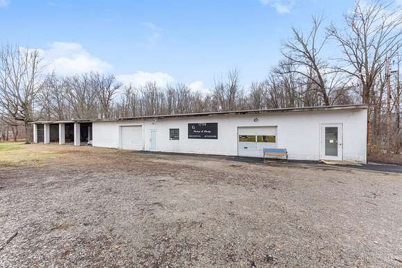 2.145 Acres of Improved Commercial Land for Sale in Batavia Township, Ohio