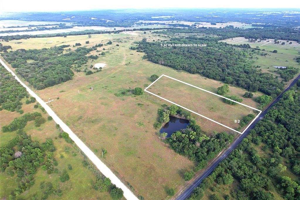 5 Acres of Residential Land for Sale in Wetumka, Oklahoma