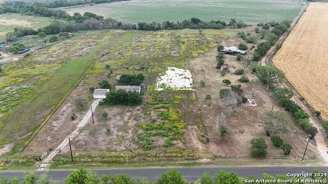 2.3 Acres of Residential Land for Sale in Atascosa, Texas