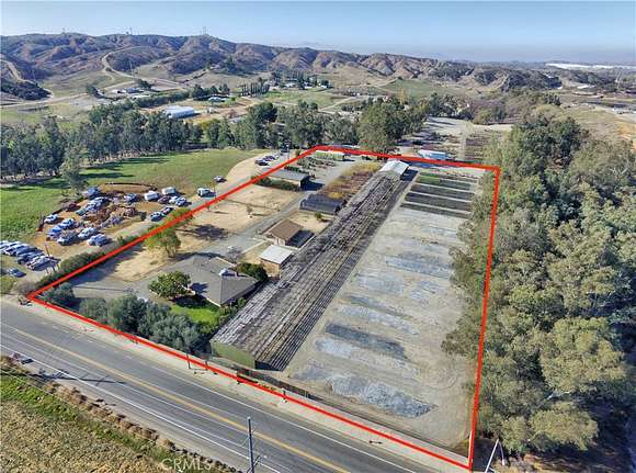 5 Acres of Improved Commercial Land for Sale in Beaumont, California