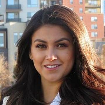 Stephanie Valenzuela