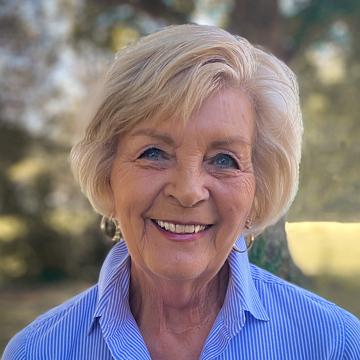 Gloria Smith